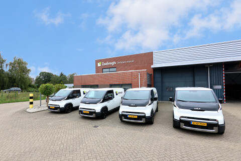 Zeebregts Kantoor en busjes